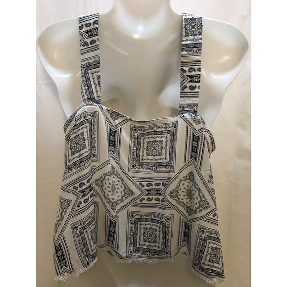 Sadie & Sage Tank Top Women L White V Neck Cami Wide Straps Boho Crochet Hemline - Picture 2 of 12